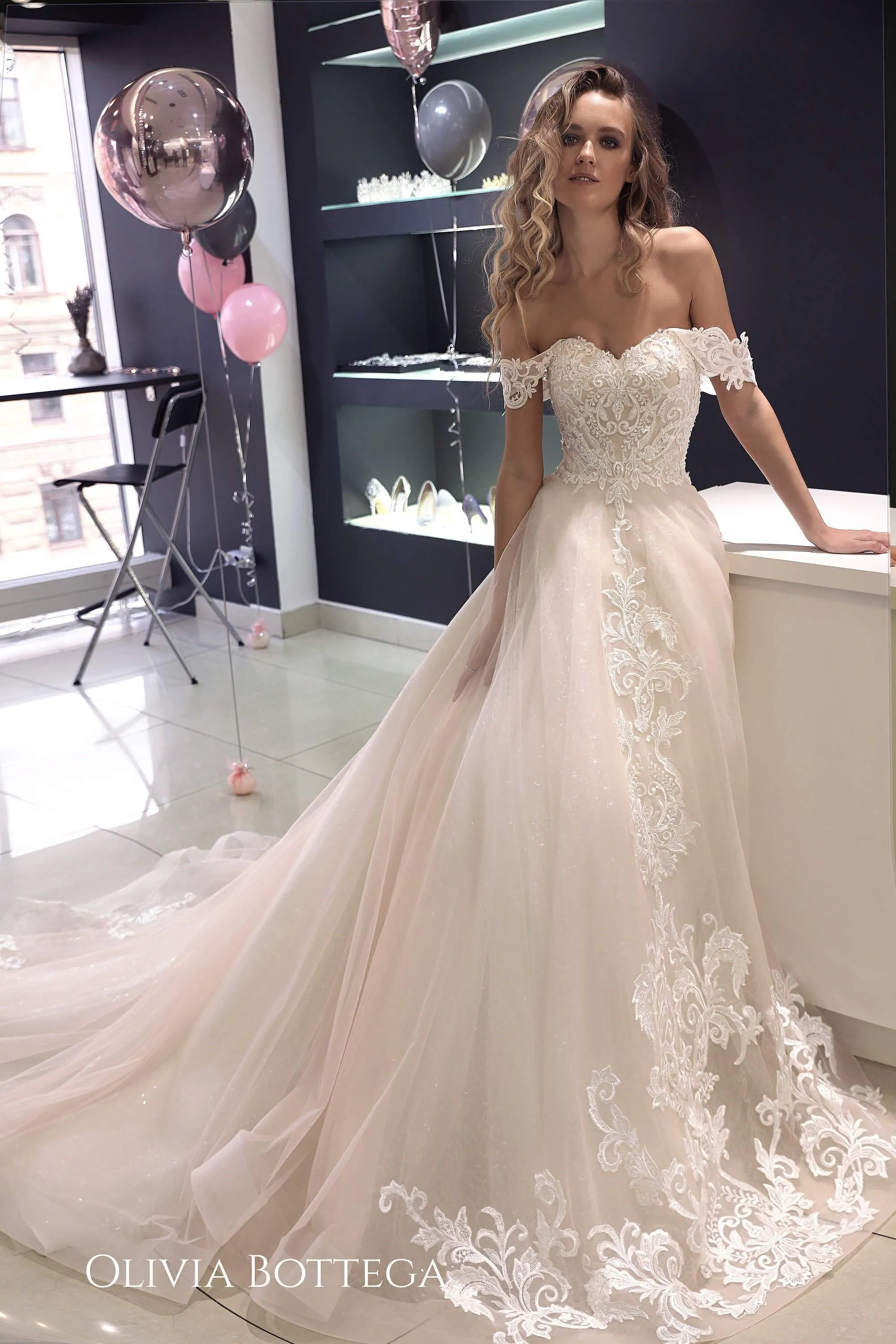 Lace Light ivory Wedding Dress Ivia