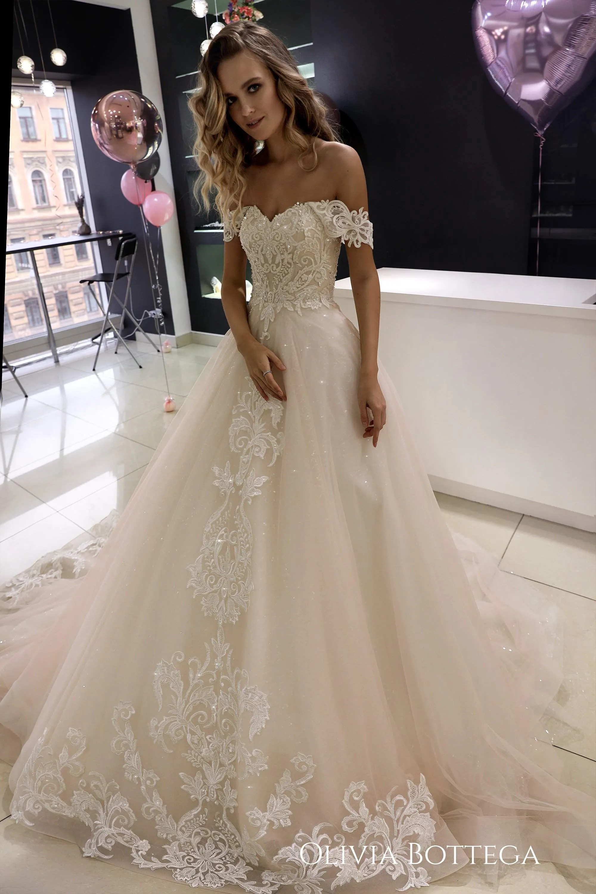 Lace Light ivory Wedding Dress Ivia