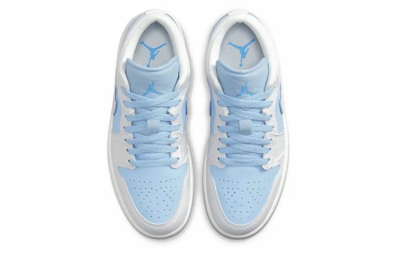 Wmns Air Jordan 1 Low SE 'Reverse Ice Blue'