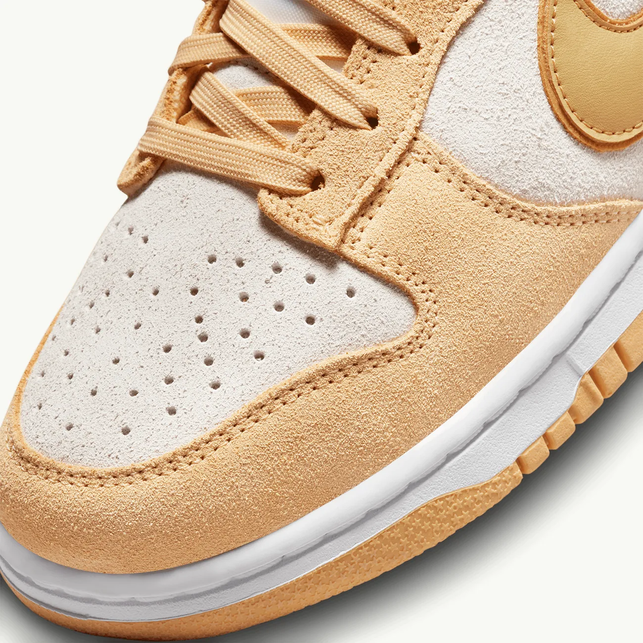 WOMENS DUNK LOW LX CELESTIAL GOLD WHEAT GOLD SAIL